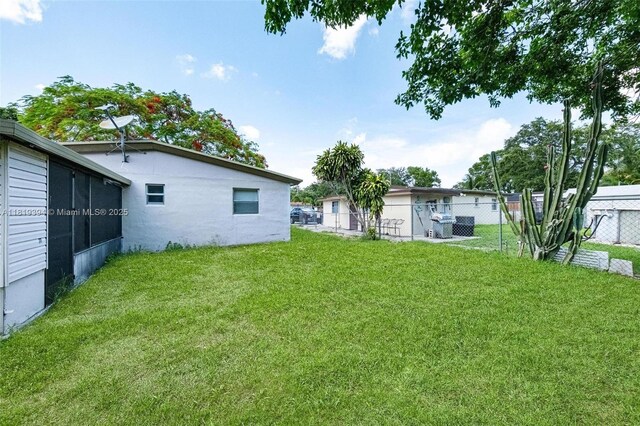 5736 Simms St, Hollywood, FL 33021 - view of yard
