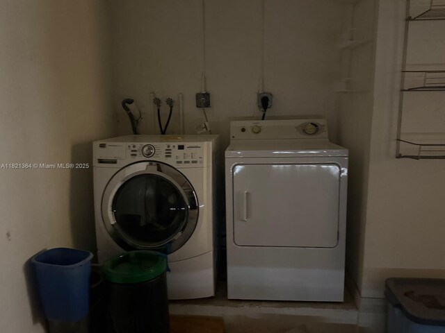 5657 NW 121st Ave, Coral Springs, FL 33076 - laundry area featuring separate washer and dryer