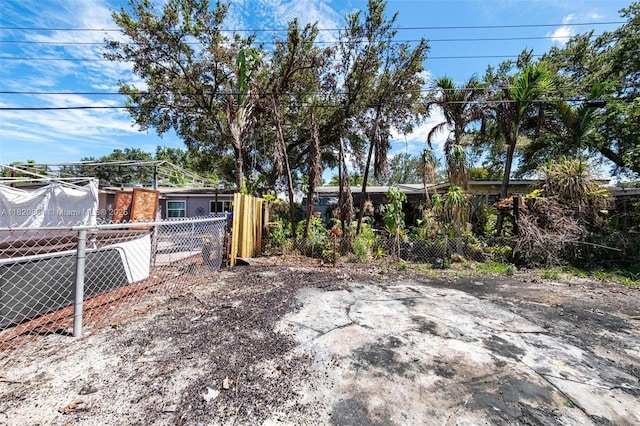 6442 Oak St, Hollywood, FL 33024 - view of yard
