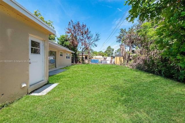6442 Oak St, Hollywood, FL 33024 - view of yard