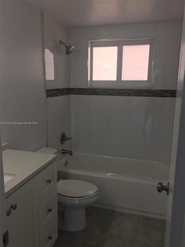 7840 Camino Real Unit P312, Miami, FL 33143 - bathroom featuring vanity, shower / bathtub combination, and tile patterned floors