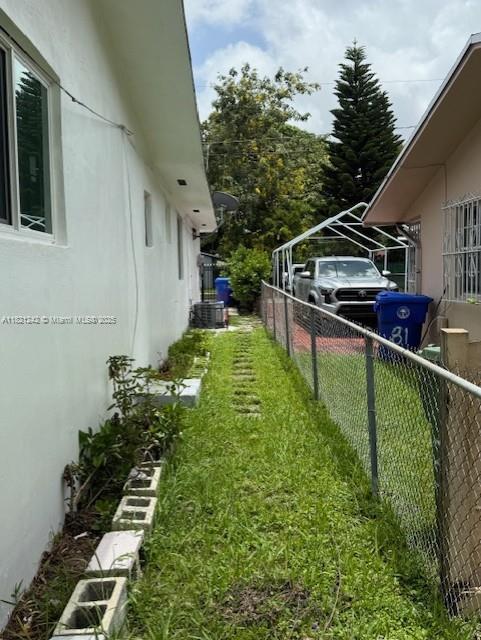 67 NW 34th St, Miami, FL 33127 - view of yard