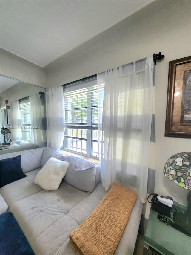 3082 NW 4th St, Miami, FL 33125 - view of living room