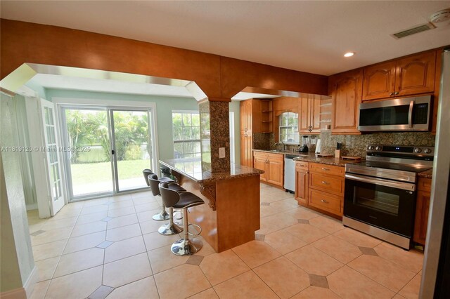 5815 S Farragut Dr, Hollywood, FL 33021 - view of front facade
