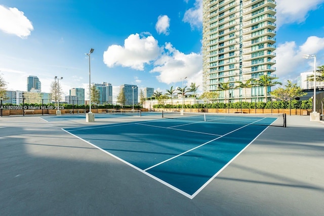 650 NE 32nd St Unit 1904, Miami, FL 33137 - view of tennis court with a view of city