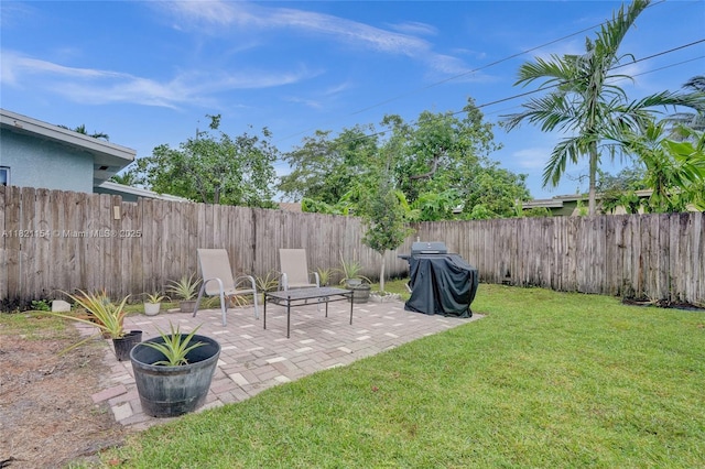 2041 Arcadia Dr, Miramar, FL 33023 - fenced backyard featuring a patio