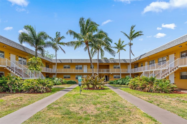 220 Croton Ave Unit 102, Lantana, FL 33462 - view of home's community with a lawn