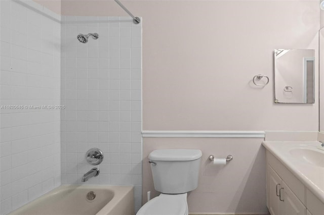 542 Penta Ct, Weston, FL 33327 - bathroom featuring vanity and bathing tub / shower combination
