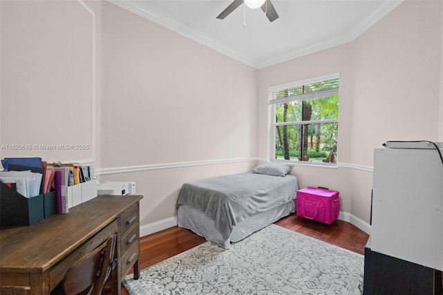 542 Penta Ct, Weston, FL 33327 - bedroom with ornamental molding, wood finished floors, and ceiling fan