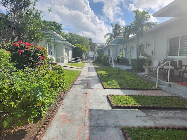 1239 Marseille Dr Unit 4, Miami Beach, FL 33141 - view of home's community