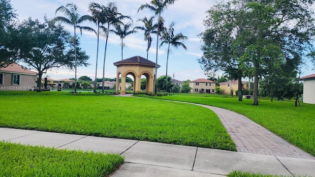 2190 SE 2nd St, Homestead, FL 33033 - view of property's community featuring a lawn and a residential view