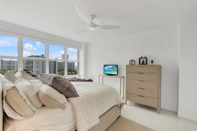 3200 NE 36th St Unit 1221, Fort Lauderdale, FL 33308 - bedroom with ceiling fan