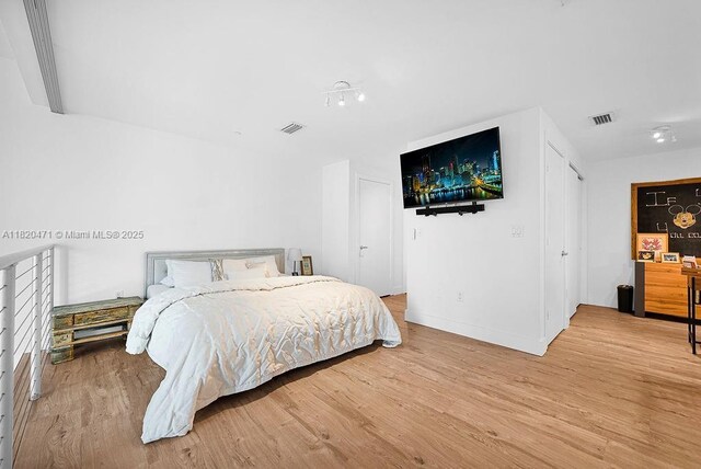 1050 Brickell Ave Unit 806, Miami, FL 33131 - photo 18