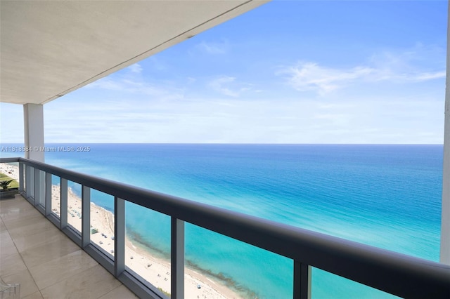 6899 Collins Ave Unit 2707, Miami Beach, FL 33141 - balcony with view of water and beach