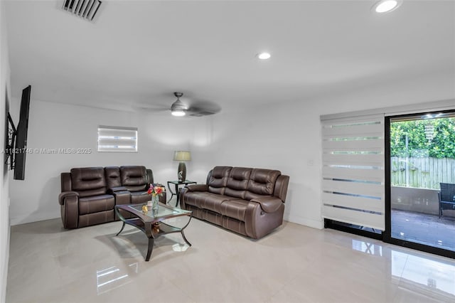 7100 Mcclellan St, Hollywood, FL 33024 - living room with a ceiling fan and recessed lighting