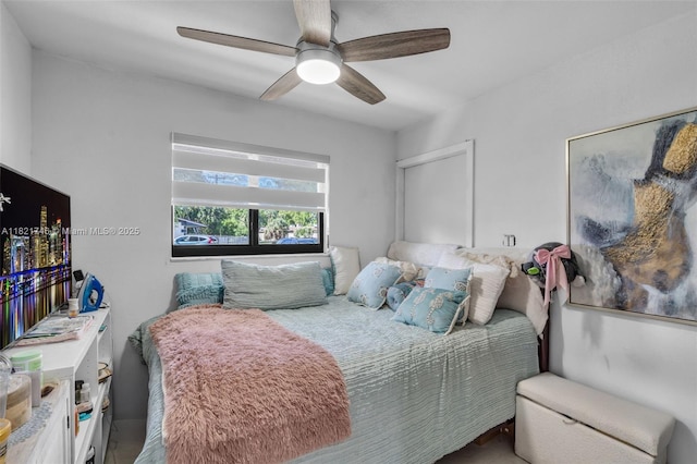 7100 Mcclellan St, Hollywood, FL 33024 - bedroom with ceiling fan