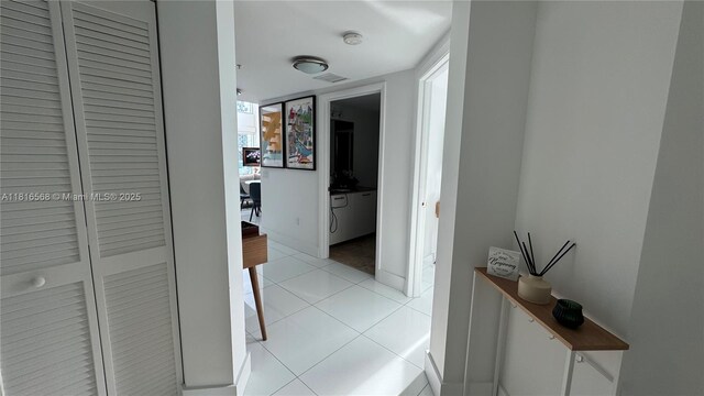 41 SE 5th St Unit 1716, Miami, FL 33131 - hall with light tile patterned floors