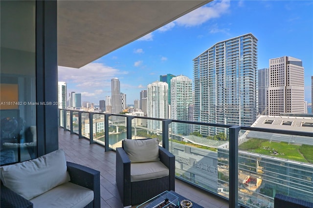 88 SW 7th St Unit 2209, Miami, FL 33130 - photo 18