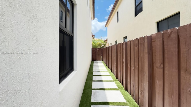8885 NW 100th Pl, Doral, FL 33178 - view of yard