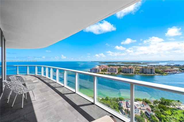 100 S Pointe Dr Unit 3003, Miami Beach, FL 33139 - balcony with a water view