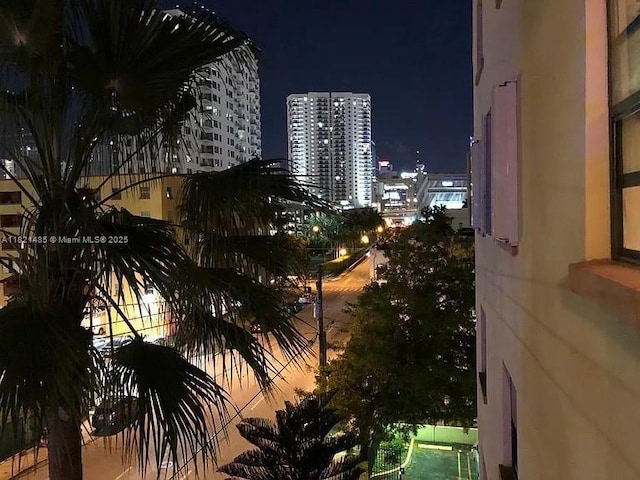 546 SW 1st St Unit 501, Miami, FL 33130 - view of city featuring a view of city lights