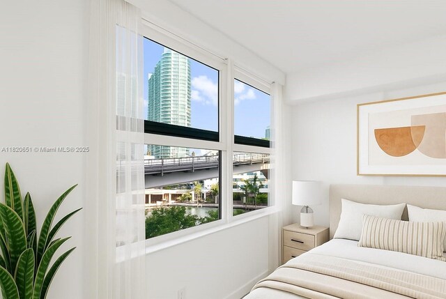31 SE 5th St Unit 707, Miami, FL 33131 - photo 16