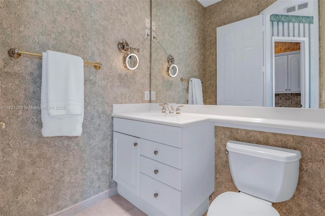 1925 NW 167th Ter, Pembroke Pines, FL 33028 - half bathroom featuring vanity and toilet