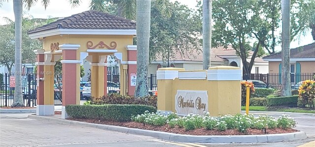 975 NE 42nd Pl, Homestead, FL 33033 - view of building exterior