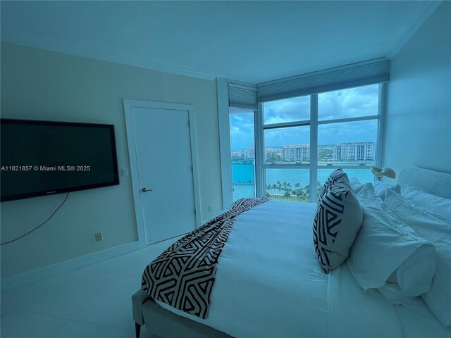 300 S Pointe Dr Unit 1602, Miami Beach, FL 33139 - bedroom with a water view
