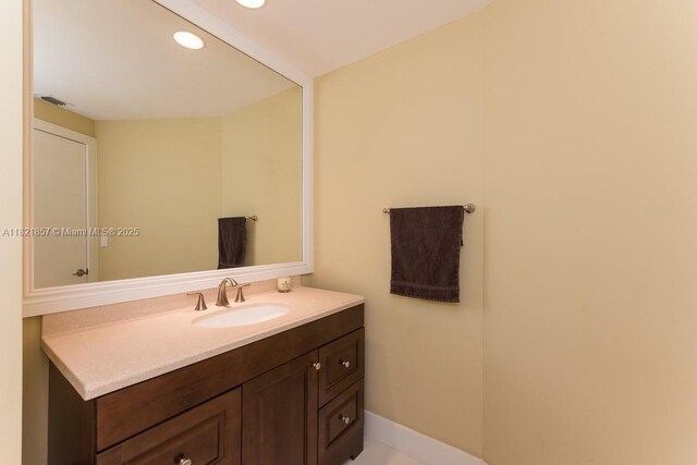 300 S Pointe Dr Unit 1602, Miami Beach, FL 33139 - bathroom with vanity and recessed lighting