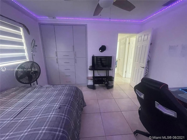 411 Martin Rd, Margate, FL 33068 - tiled bedroom featuring a ceiling fan