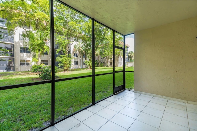 511 Ives Dairy Rd Unit 104-6, Miami, FL 33179 - view of unfurnished sunroom