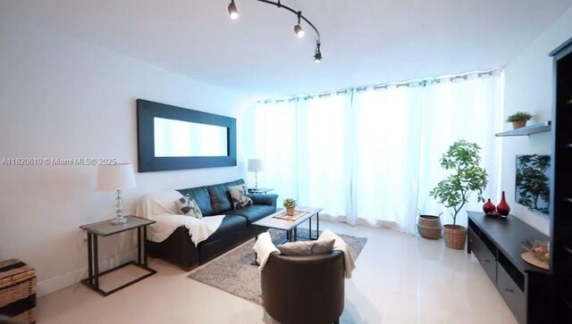 3505 S Ocean Dr Unit 411, Hollywood, FL 33019 - photo 2