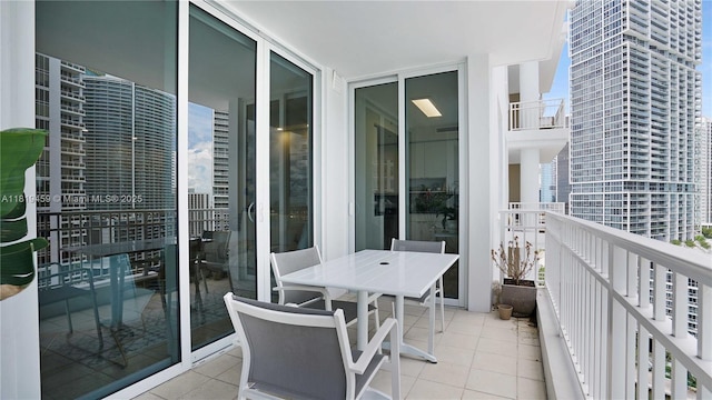 801 Brickell Key Blvd Unit 2210, Miami, FL 33131 - view of balcony