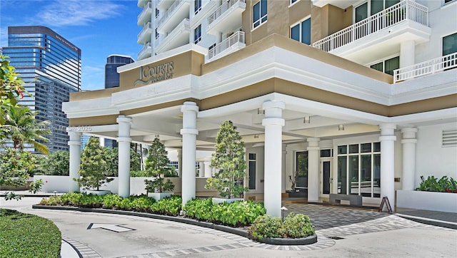 801 Brickell Key Blvd Unit 2210, Miami, FL 33131 - view of building exterior