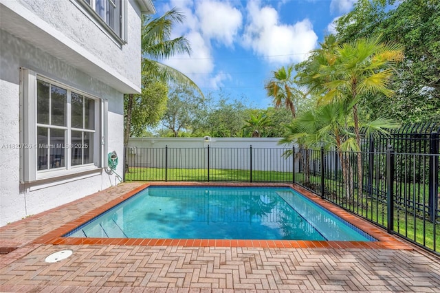 21235 NE 33rd Ave, Aventura, FL 33180 - view of pool featuring a fenced backyard