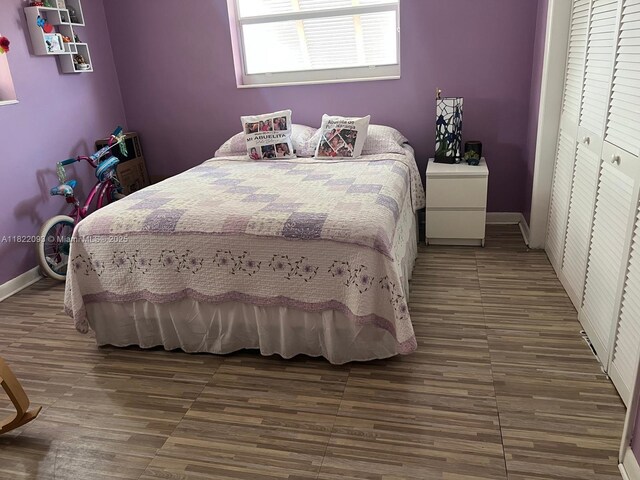 7110 SW 11th St, Pembroke Pines, FL 33023 - bedroom with wood finished floors