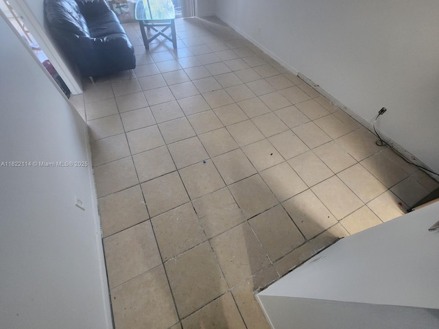 4150 NW 90th Ave Unit 203, Coral Springs, FL 33065 - detailed view of baseboards