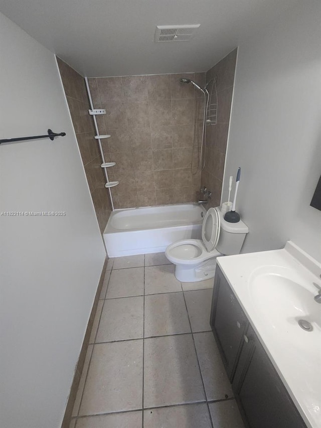 4150 NW 90th Ave Unit 203, Coral Springs, FL 33065 - full bath featuring tile patterned floors, vanity, and shower / bathtub combination