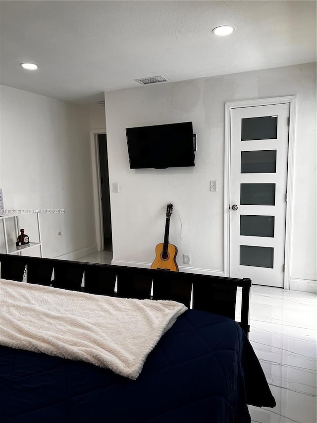 7151 Pershing St, Hollywood, FL 33024 - bedroom featuring recessed lighting