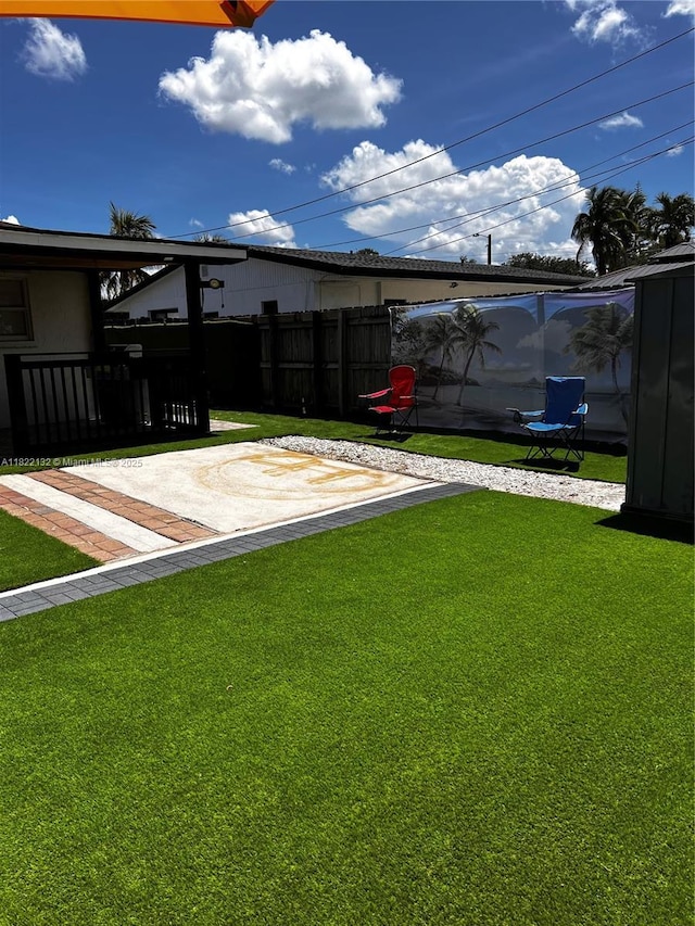 7151 Pershing St, Hollywood, FL 33024 - view of yard