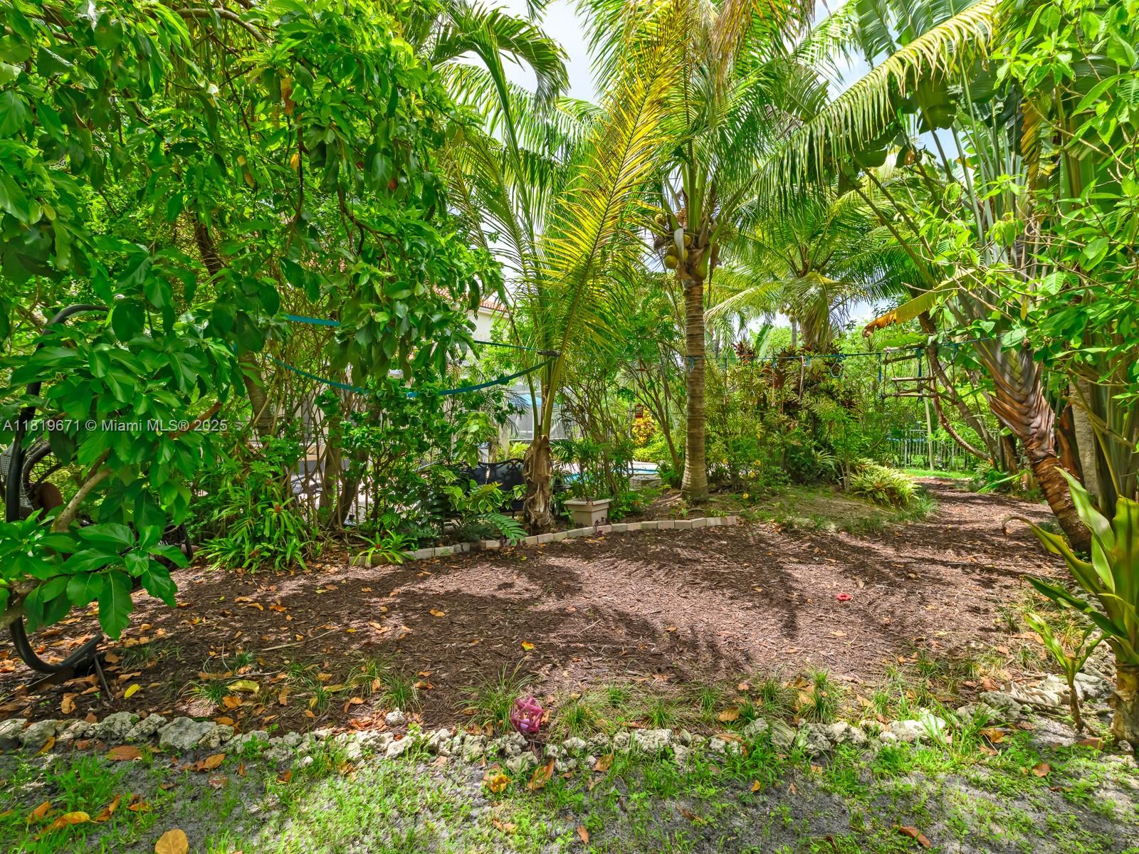 4209 Pinewood Ln, Weston, FL 33331 - photo 50