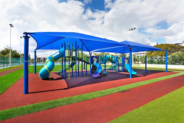 1800 NE 114th St Unit 1103, Miami, FL 33181 - view of community jungle gym