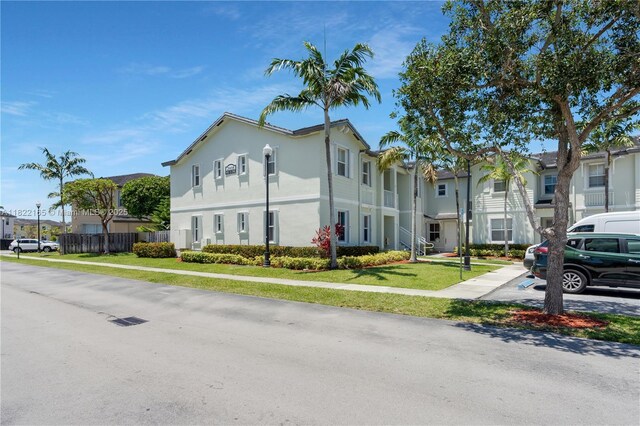 2935 SE 1st Dr Unit 21, Homestead, FL 33033 - view of building exterior featuring a residential view
