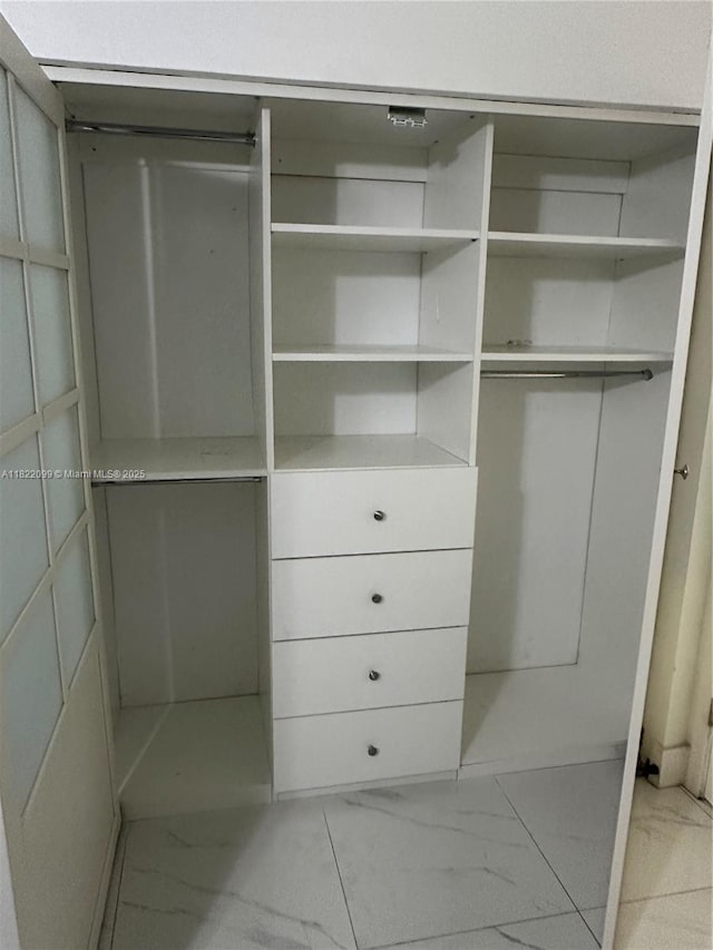 14944 SW 88th Ter, Miami, FL 33196 - view of closet
