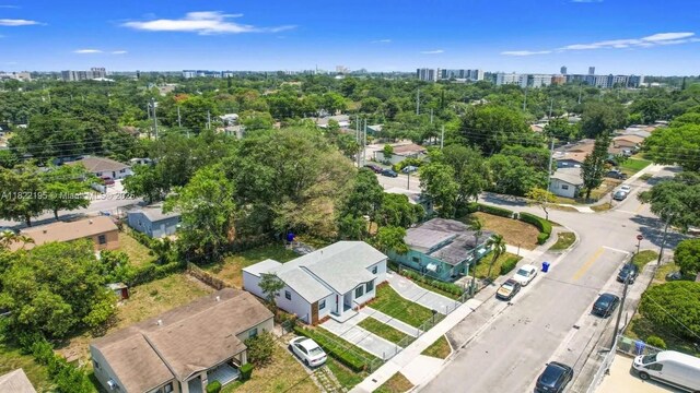 1121 NW 57th St, Miami, FL 33127 - photo 33