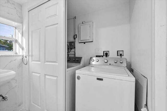 6801 Atlanta St, Hollywood, FL 33024 - photo 27