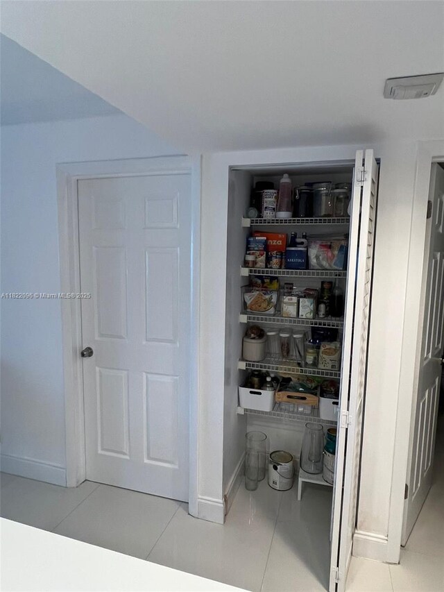 100 Lakeview Dr Unit 118, Weston, FL 33326 - photo 11