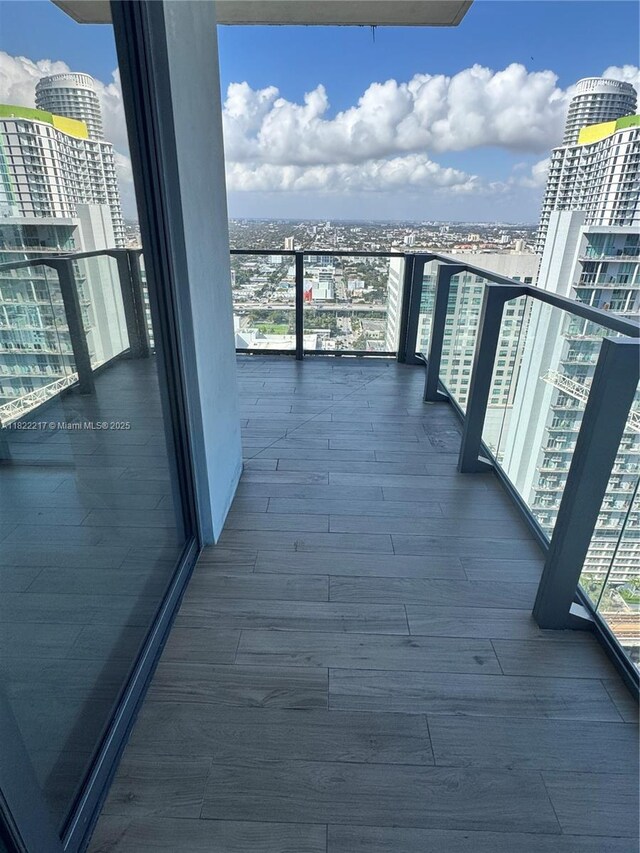 88 SW 7th St Unit 3012, Miami, FL 33130 - balcony featuring a city view
