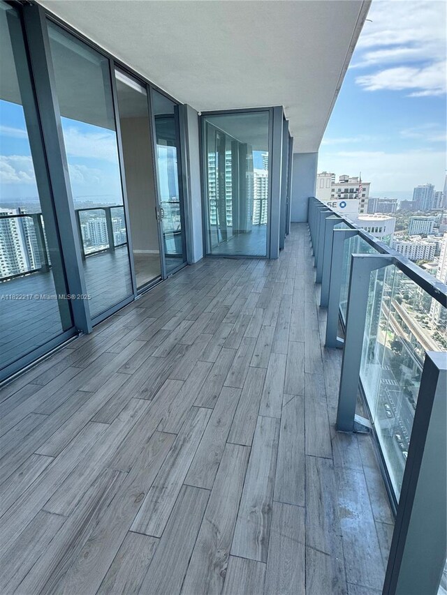 88 SW 7th St Unit 3012, Miami, FL 33130 - balcony featuring a view of city